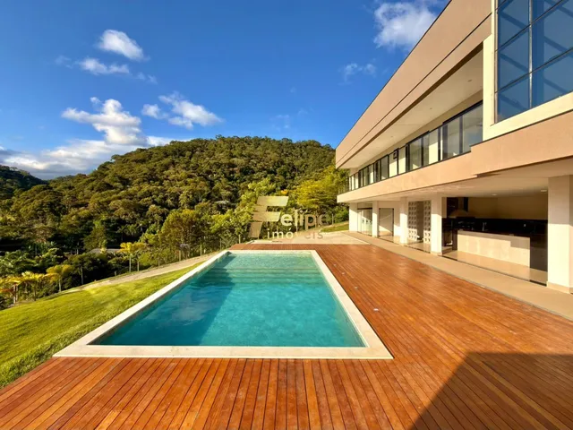 Imagem 10: LUXUOSA CASA COM 04 QUARTOS, SENDO 02 SUÍTES, PICINA COM PRAINHA, À VENDA EM BUENOS