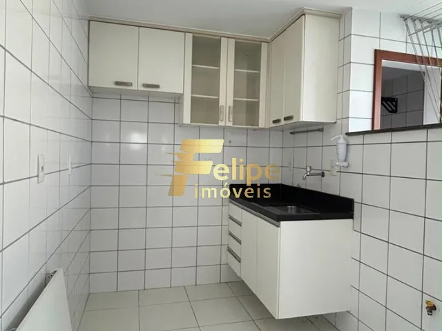 Imagem 10: LINDO APARTAMENTO DE 02 QUARTOS, SENDO 01 SUÍTE, NA QUADRA DO MAR, PEQUENA VISTA PARA O