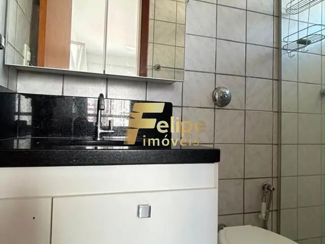 Imagem 9: LINDO APARTAMENTO DE 02 QUARTOS, SENDO 01 SUÍTE, NA QUADRA DO MAR, PEQUENA VISTA PARA O