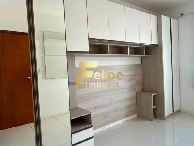 Imagem 3: LINDO APARTAMENTO DE 02 QUARTOS, SENDO 01 SUÍTE, NA QUADRA DO MAR, PEQUENA VISTA PARA O