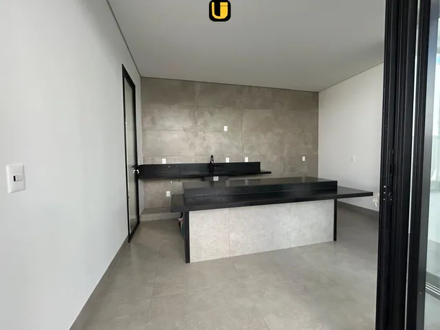 Imagem 10: Casa de Alto Padrão com 3 suítes no Condomínio Splendido, na Zona Sul de Uberlândia