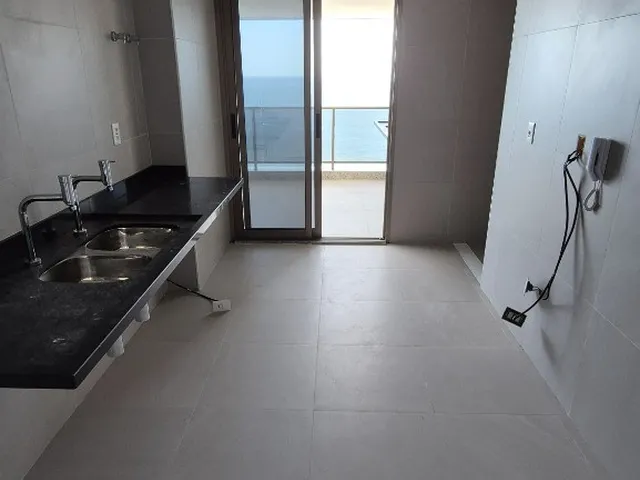 Imagem 16: APTO NA BARRA COM 4 SUÍTES, VARANDA GOURMET, ANDAR ALTO E EXCELENTE ÁREA DE LAZER!