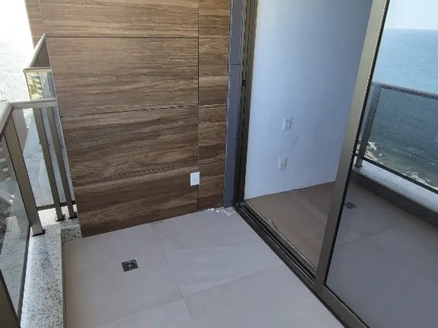 Imagem 12: APTO NA BARRA COM 4 SUÍTES, VARANDA GOURMET, ANDAR ALTO E EXCELENTE ÁREA DE LAZER!