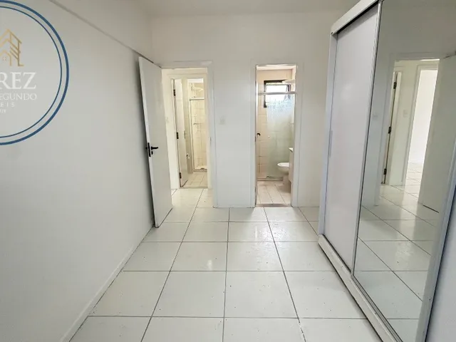 Imagem 2: APARTAMENTO 2/4 COM 1 SUÍTE EXCELENTE LOCALIZAÇÃO NA PITUBA, PRÉDIO COM