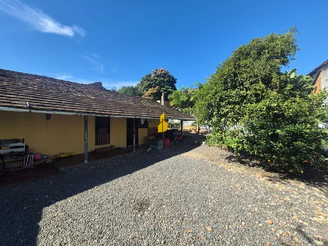 Imagem 2: Casa de madeira Casa com 3 dormitórios