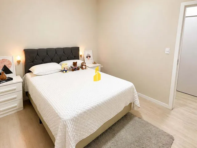 Imagem 14: Casa de alto padrão com piscina aquecida, semimobiliada e espaço comercial em