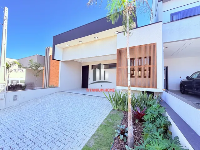 Imagem: A casa em condomínio possui 3 Dormitórios, 1 Suíte, 3