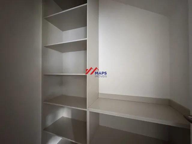 Imagem 9: Casa à venda com três quartos, suíte e duas vagas de garagem no bairro Garças - Belo