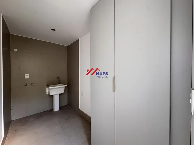 Imagem 13: Casa à venda com três quartos, suíte e duas vagas de garagem no bairro Garças - Belo
