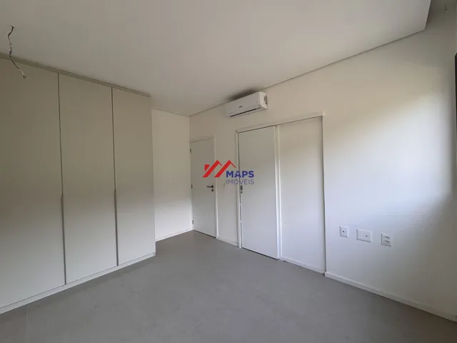 Imagem 10: Casa à venda com três quartos, suíte e duas vagas de garagem no bairro Garças - Belo