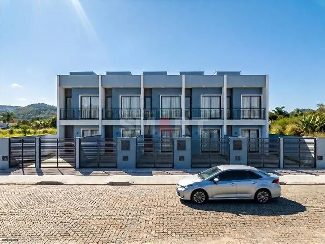 Imagem: Geminado Duplex com 2 Dormitórios na Ilha