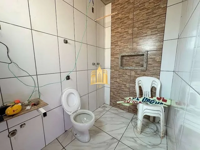 Imagem 2: Venda de Lindo Sítio com Casa e Lago em Esmeraldas - R$250.000,00
