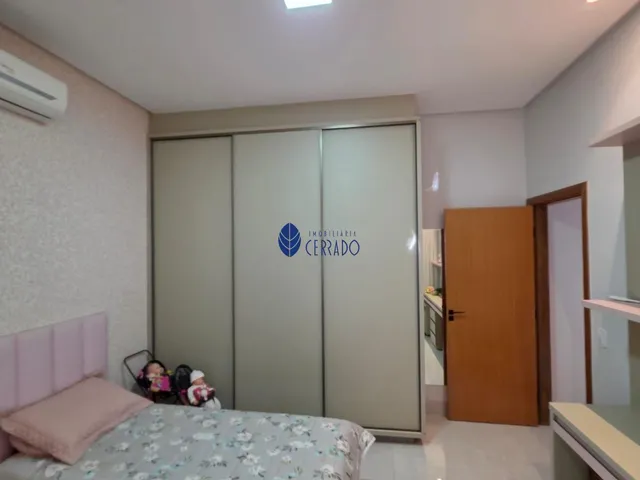 Imagem 15: Casa de Alto Padrão no Anápolis City: Conforto, Tecnologia e Elegância