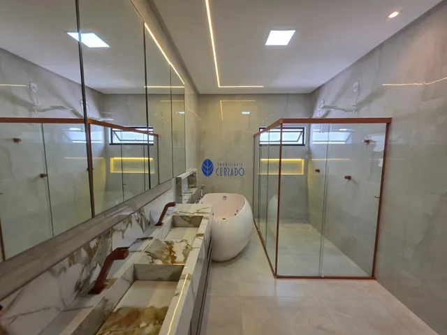 Imagem 16: Casa de Alto Padrão no Anápolis City: Conforto, Tecnologia e Elegância