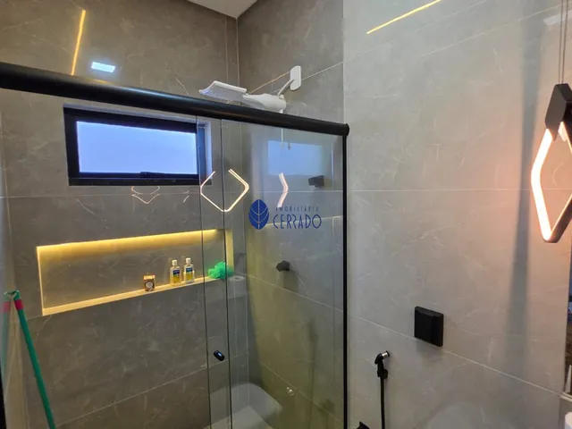 Imagem 4: Casa de Alto Padrão no Anápolis City: Conforto, Tecnologia e Elegância