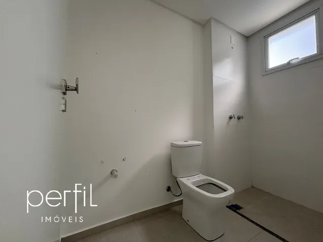 Imagem 3: Apartamento à venda no Centro de Joinville-SC: 3 quartos, 1 suíte, 2 salas, 2