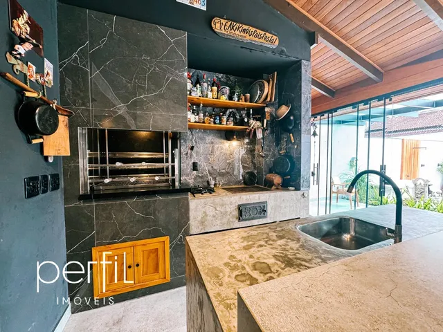 Imagem 10: Casa de 158m² com 1 suíte + 2 quartos no Bom Retiro, Joinville-SC: piscina