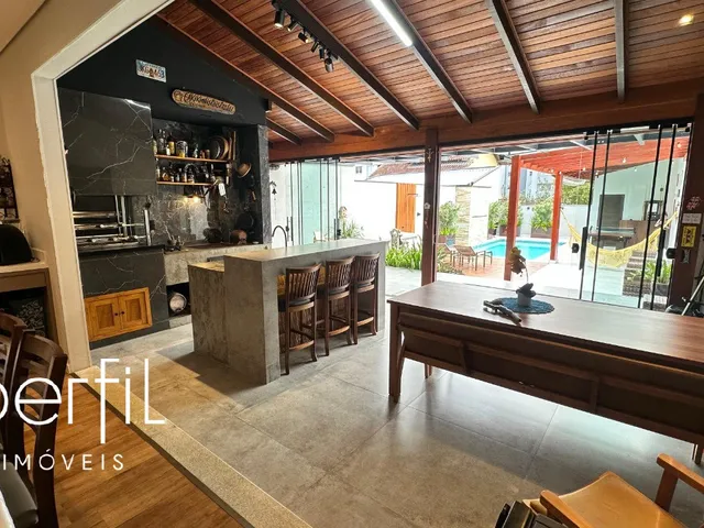 Imagem 5: Casa de 158m² com 1 suíte + 2 quartos no Bom Retiro, Joinville-SC: piscina