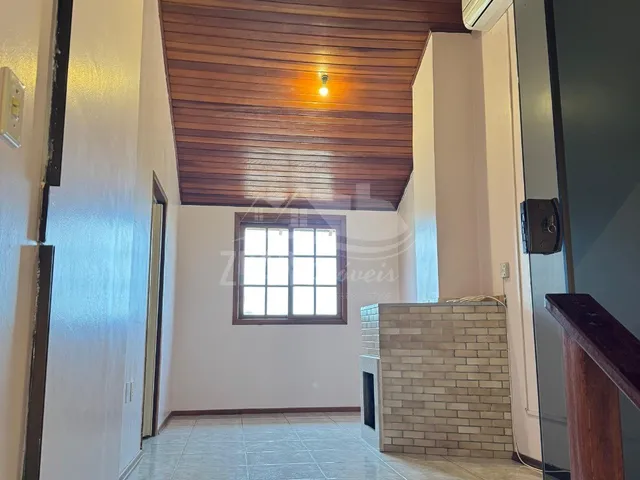 Imagem 3: Linda Casa em Condomínio à Venda em Porto Alegre-RS, Bairro Serraria! 3 Quartos, 1