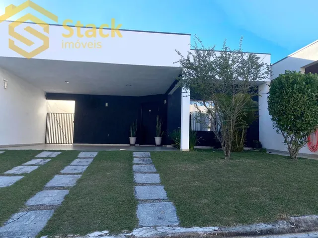 Imagem: A casa em condomínio possui 3 Dormitórios, 1 Suíte, 2