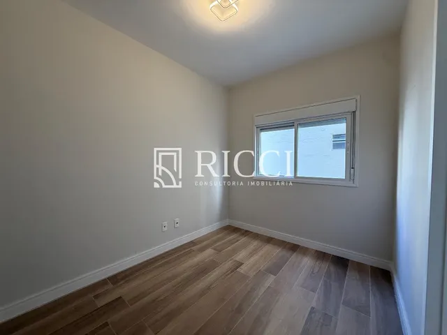 Imagem 7: Apartamento à venda na Ponta da Praia, Santos-SP: 2 quartos, 2 suítes, 1 sala, 3