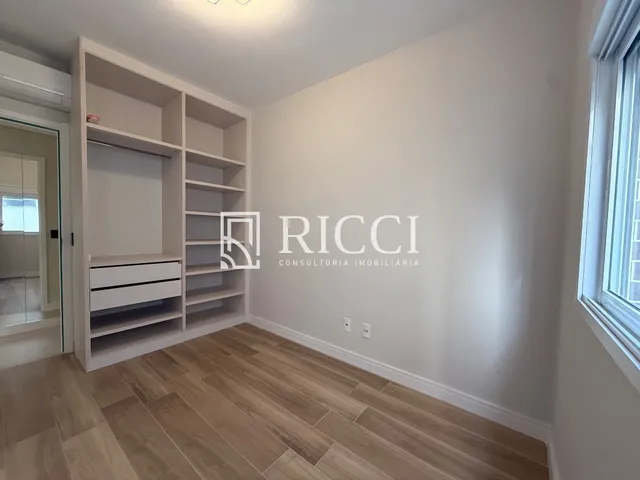 Imagem 13: Apartamento à venda na Ponta da Praia, Santos-SP: 2 quartos, 2 suítes, 1 sala, 3
