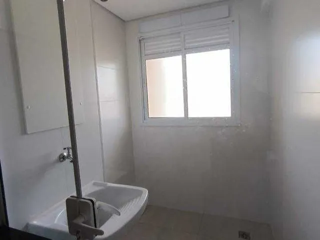 Imagem 4: Apartamento Alto Padrão para Venda em Centro Poços de Caldas-MG