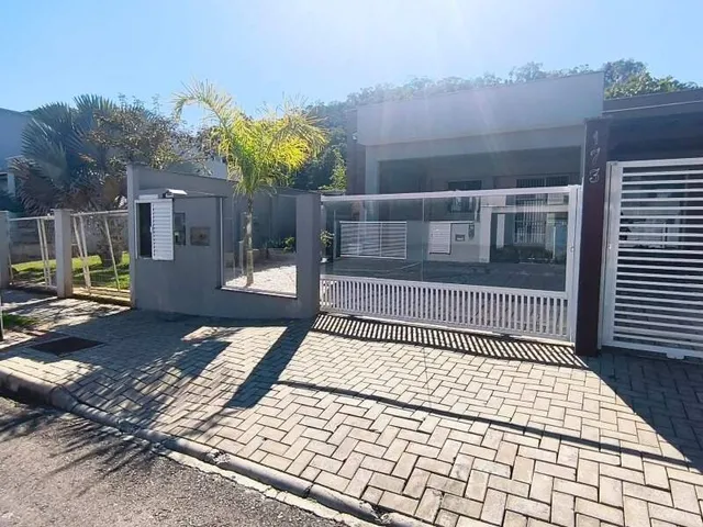 Imagem: Casa Geminada 3 Quartos (1 Suíte) com 2