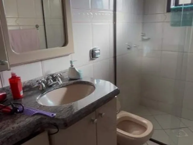 Imagem 8: Sobrado Encantador no Bairro Amizade, com Piscina e Área de Festas