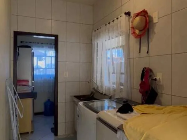 Imagem 16: Sobrado Encantador no Bairro Amizade, com Piscina e Área de Festas