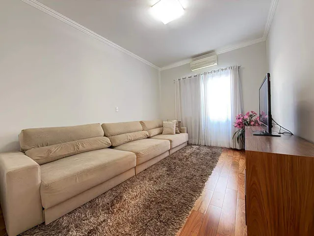 Imagem 2: Casa À Venda, 4 Quartos, 1 Suíte, 4 Vagas, Ilha da Figueira - Jaraguá do Sul/Sc