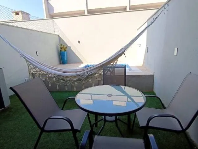 Imagem 3: Geminado residencial com 2 suítes, porcelanato e 2 vagas em Jaraguá do Sul (Três Rios