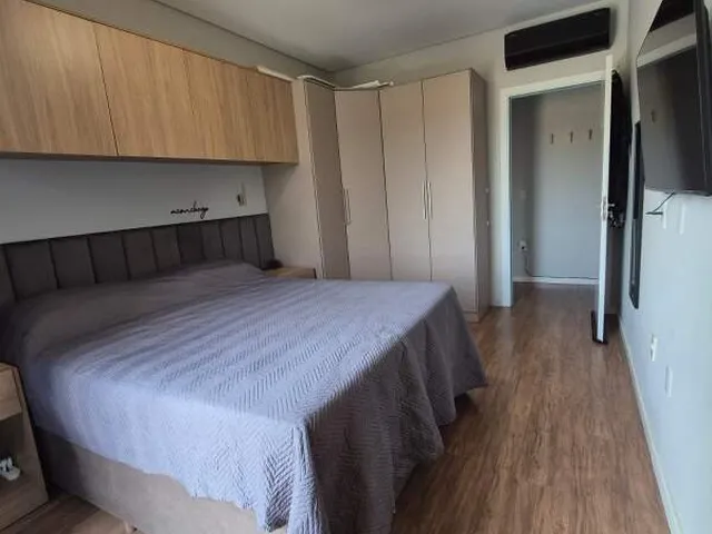 Imagem 2: Geminado residencial com 2 suítes, porcelanato e 2 vagas em Jaraguá do Sul (Três Rios