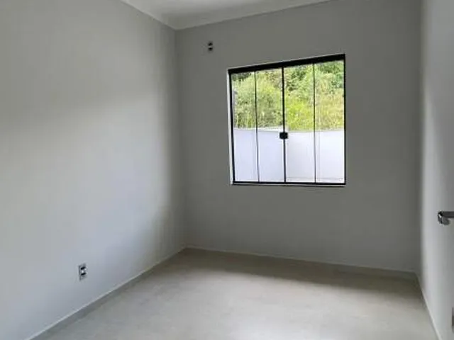 Imagem 4: Geminado Residencial em Guaramirim (Bairro Rio Branco) – 2 Quartos, 1 Vaga
