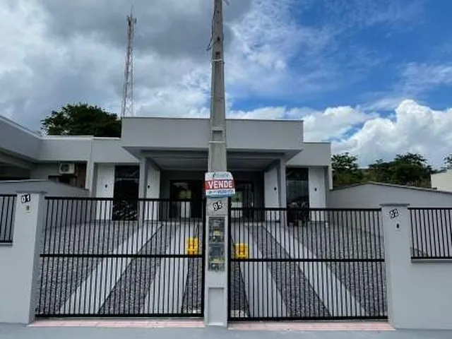Imagem 3: Geminado Residencial em Guaramirim (Bairro Rio Branco) – 2 Quartos, 1 Vaga