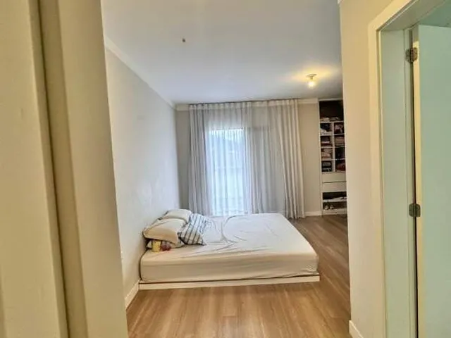 Imagem 15: Geminado Duplex com 3 quartos, sendo 1 suíte e 2 vagas de garagem