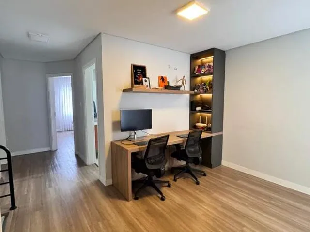 Imagem 12: Geminado Duplex com 3 quartos, sendo 1 suíte e 2 vagas de garagem