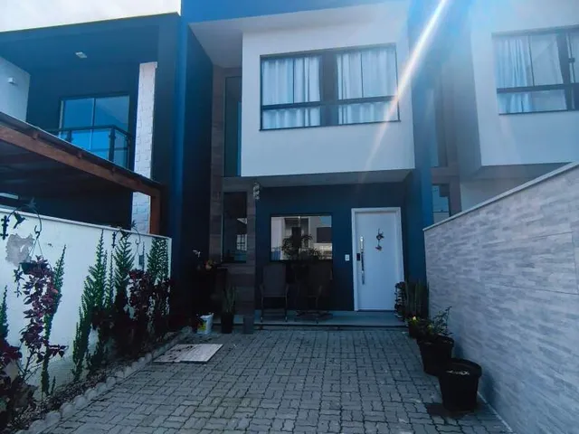 Imagem: Geminado residencial à venda em Jaraguá