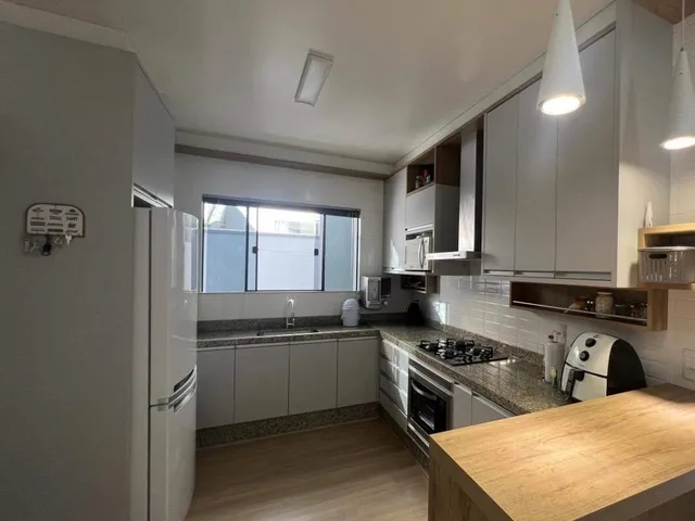 Imagem 2: Casa semimobiliada em Schroeder – Avalia permuta