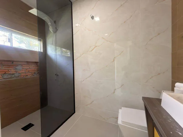 Imagem 3: Casa com 04 quartos e área de festas, bairro bracinho, Schoereder