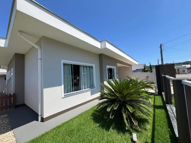 Imagem 6: Casa semi mobiliada com piscina à venda em Schroeder