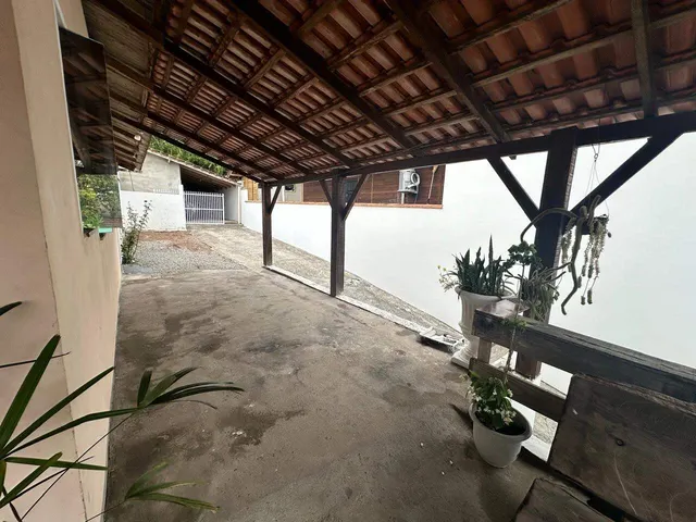 Imagem 7: Casa Residencial à Venda em Santo Antônio, Jaraguá do Sul - Aceita Permuta