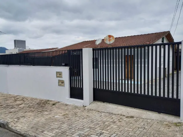 Imagem: Casa residencial à venda em Jaraguá do