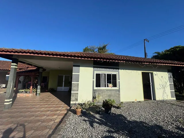 Imagem: Ótima casa com Piscina e quintal amplo