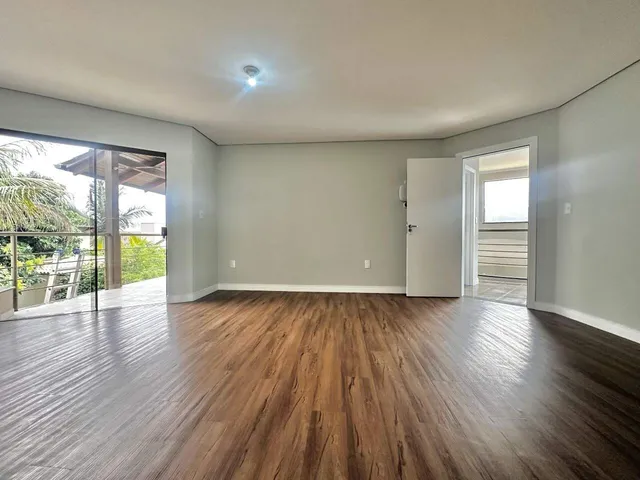 Imagem 14: Casa à venda em Vila Nova, Jaraguá do Sul – 3 quartos, 2 suítes, 2 vagas, frente