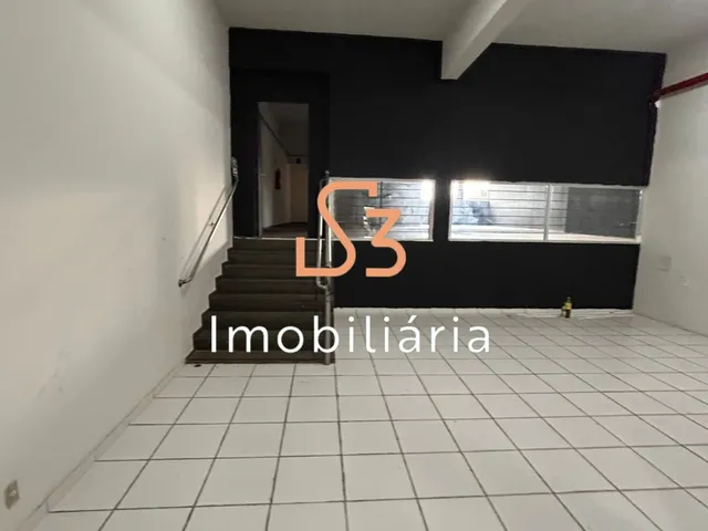 Imagem 12: Loja Comercial de Alto Padrão para Locação em Uberlândia-MG, Bairro Nossa Senhora