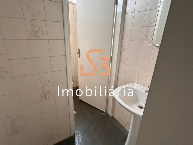 Imagem 7: Loja Comercial de Alto Padrão para Locação em Uberlândia-MG, Bairro Nossa Senhora