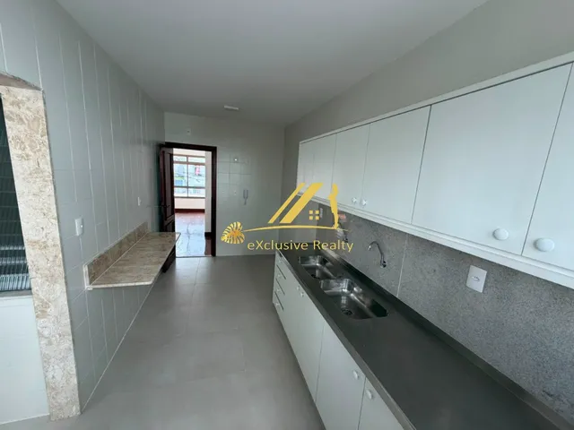 Imagem 2: Apartamento no melhor da Graça, 236m2, 3 quartos, sendo 2 suítes, gabinete, lavabo, 3