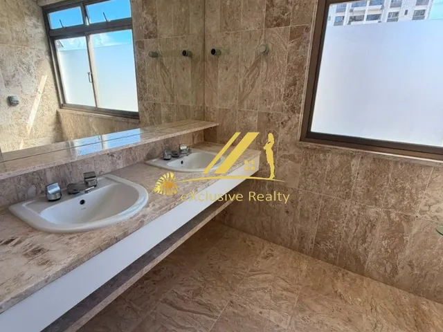 Imagem 14: Apartamento no melhor da Graça, 236m2, 3 quartos, sendo 2 suítes, gabinete, lavabo, 3