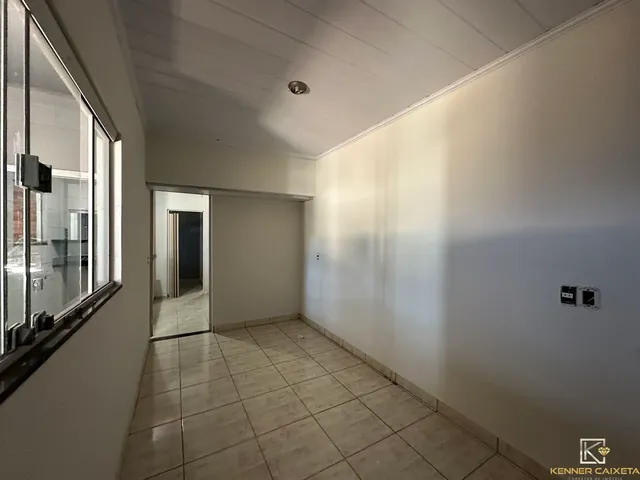 Imagem 2: Casa à venda no bairro Jardim Esperança - Patos de Minas/MG